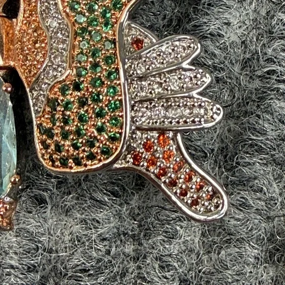 Butterfly Brooch Silver Tone Multicolored Rhinestone Gemstones - Picture 4 of 13